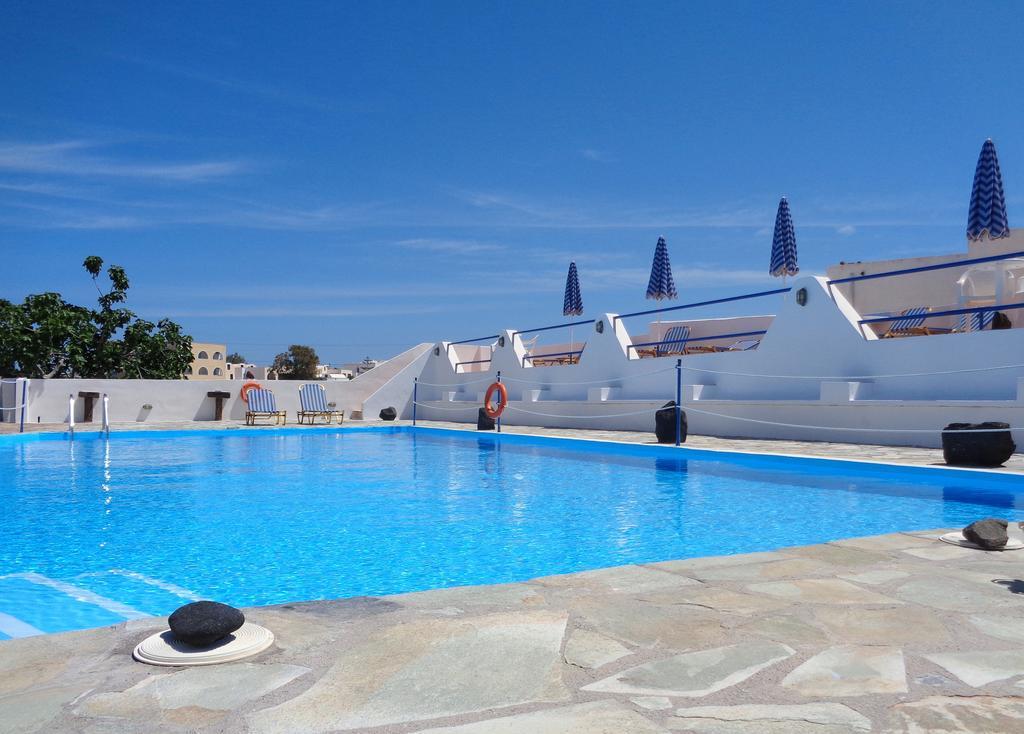 Adamastos Hotel Akrotiri  Exterior photo